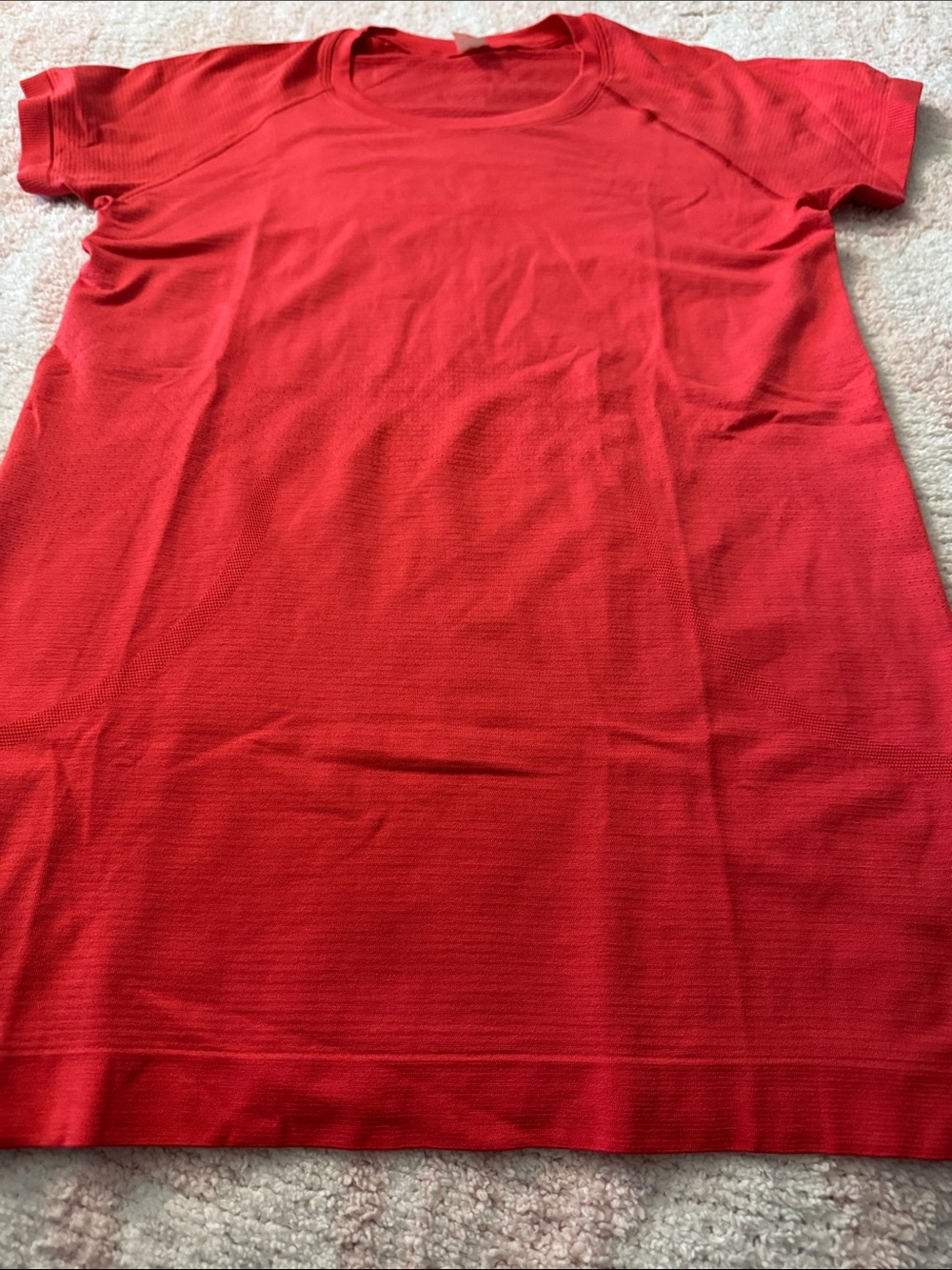 Lulu lemon 🍋 Classic Red swiftly T-Shirt